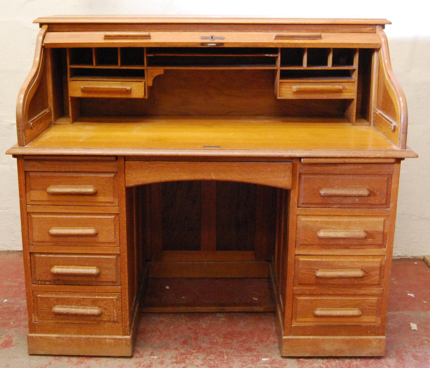 Oak roll-top desk, the tambour front enclosing a fitted interior, kneehole drawer flanked by banks - Image 2 of 3