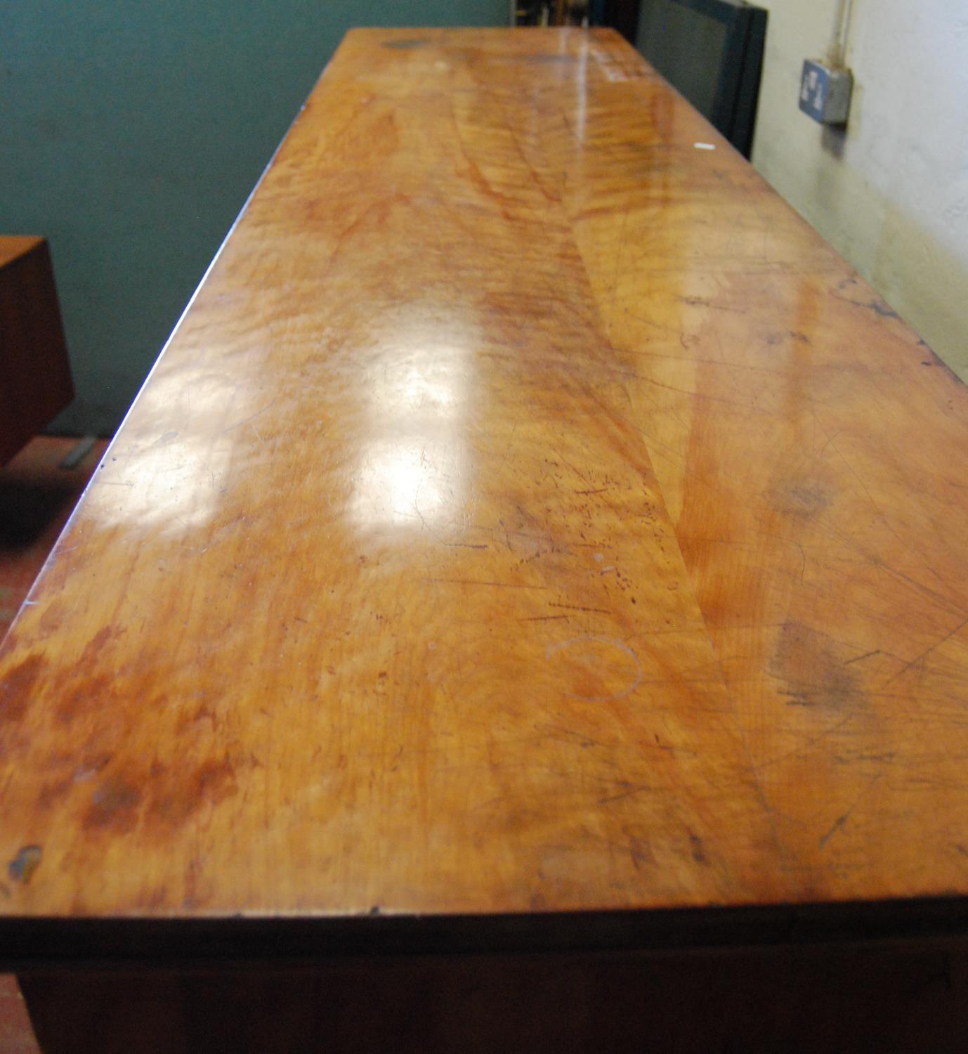 Mahogany gentleman's compactum in the manner of Gillows, the rounded rectangular top over two - Image 3 of 9