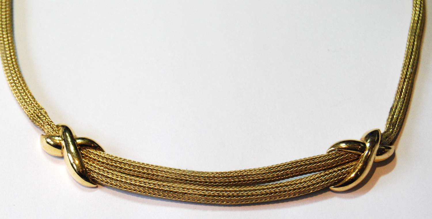 Gold cord necklace with two figure of eight links, '750', 25g. - Image 2 of 2