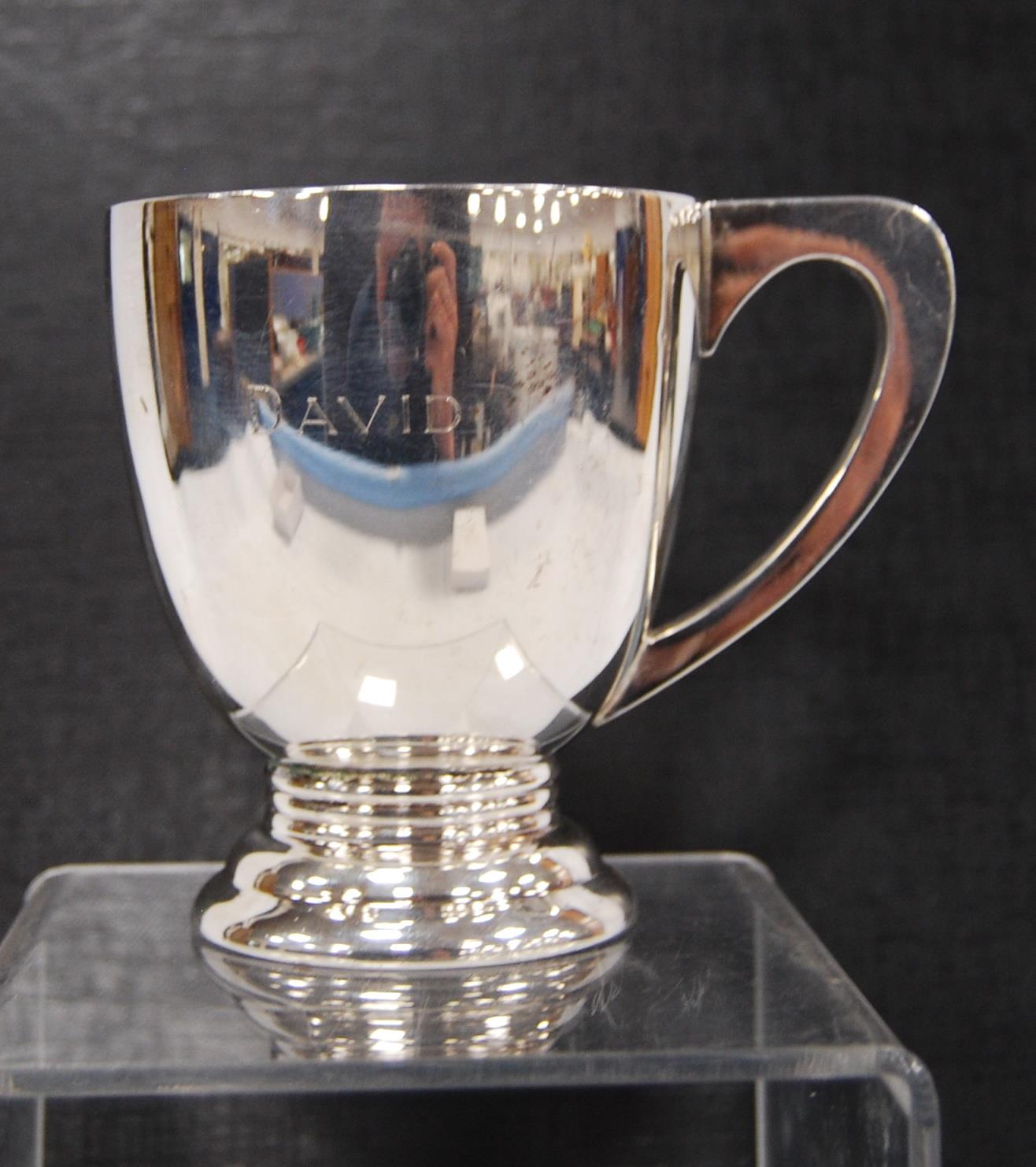 George VI silver christening cup, engraved 'David', by A Wilcox, Birmingham 1946, 8.5cm high, 3oz.