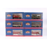 Bachmann Branch-Line OO model railways rolling stock wagons including two 38132B YGA Seacow bogie