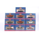 Ten Bachmann Branch-Line OO model railways rolling stock wagons including 33177U 10t salt wagon