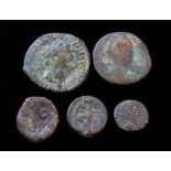 Ancient coin job lot to include Roman Sestertius & As (5)