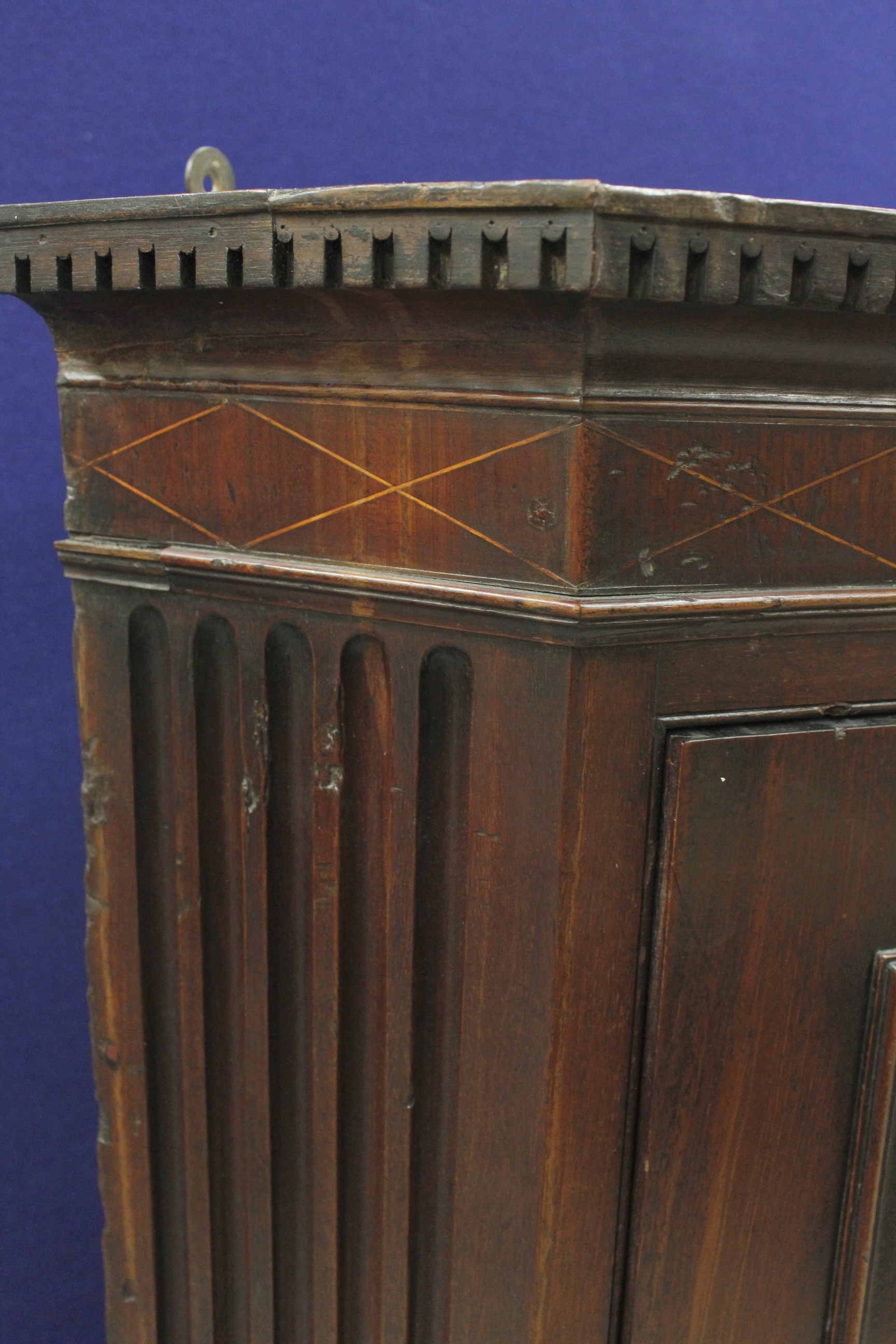 George III mahogany corner cabinet, the dentil cornice over inlaid frieze & single door enclosing - Image 3 of 3