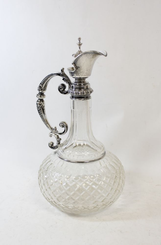 CARLISLE: Antique Auction of Silver, Jewellery, Oriental, Asian, Porcelain, Furniture, Decorative Arts, etc