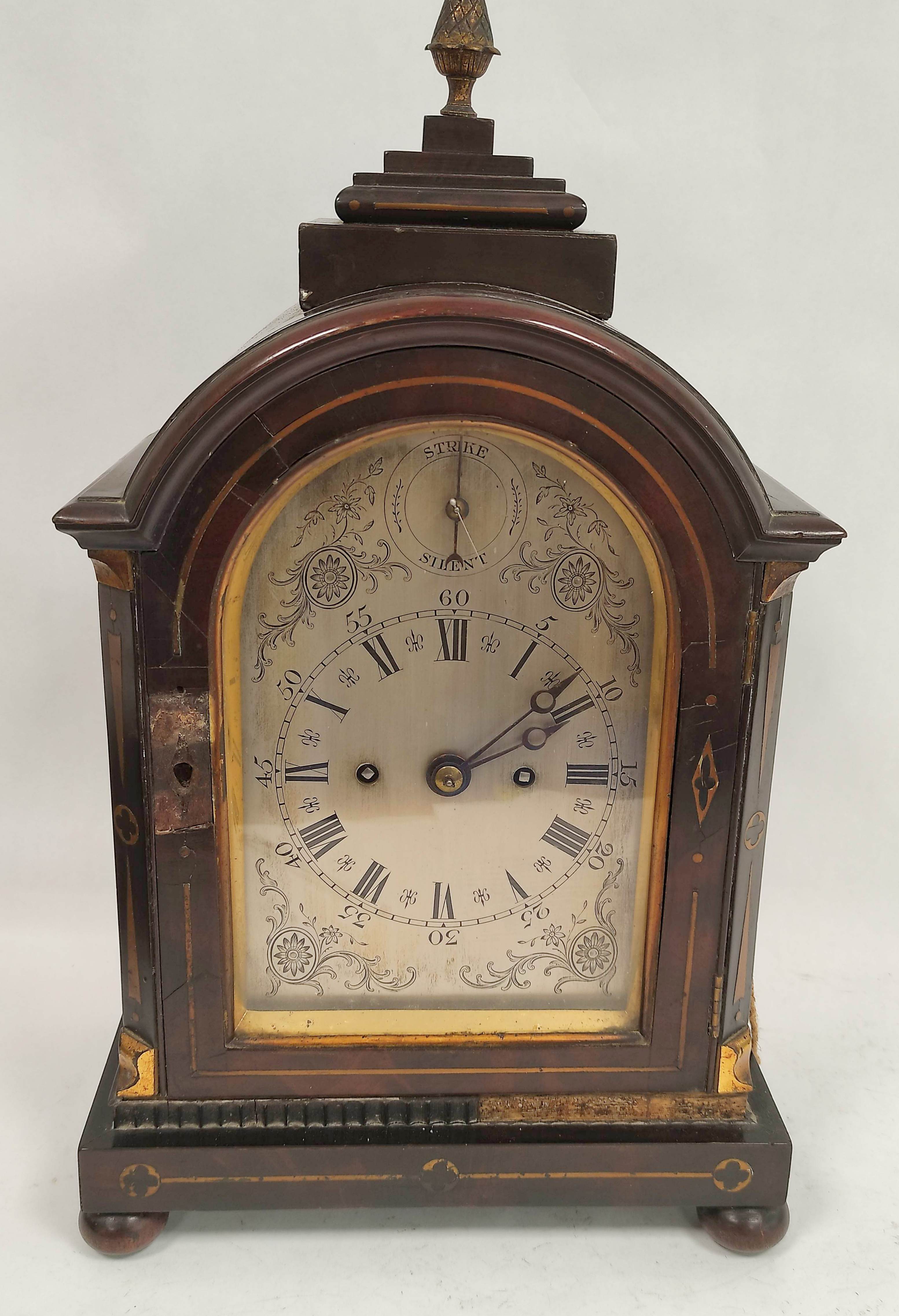 Late Georgian eight day mantel clock, unsigned, with substantial seven pillar anchor movement and - Image 2 of 6