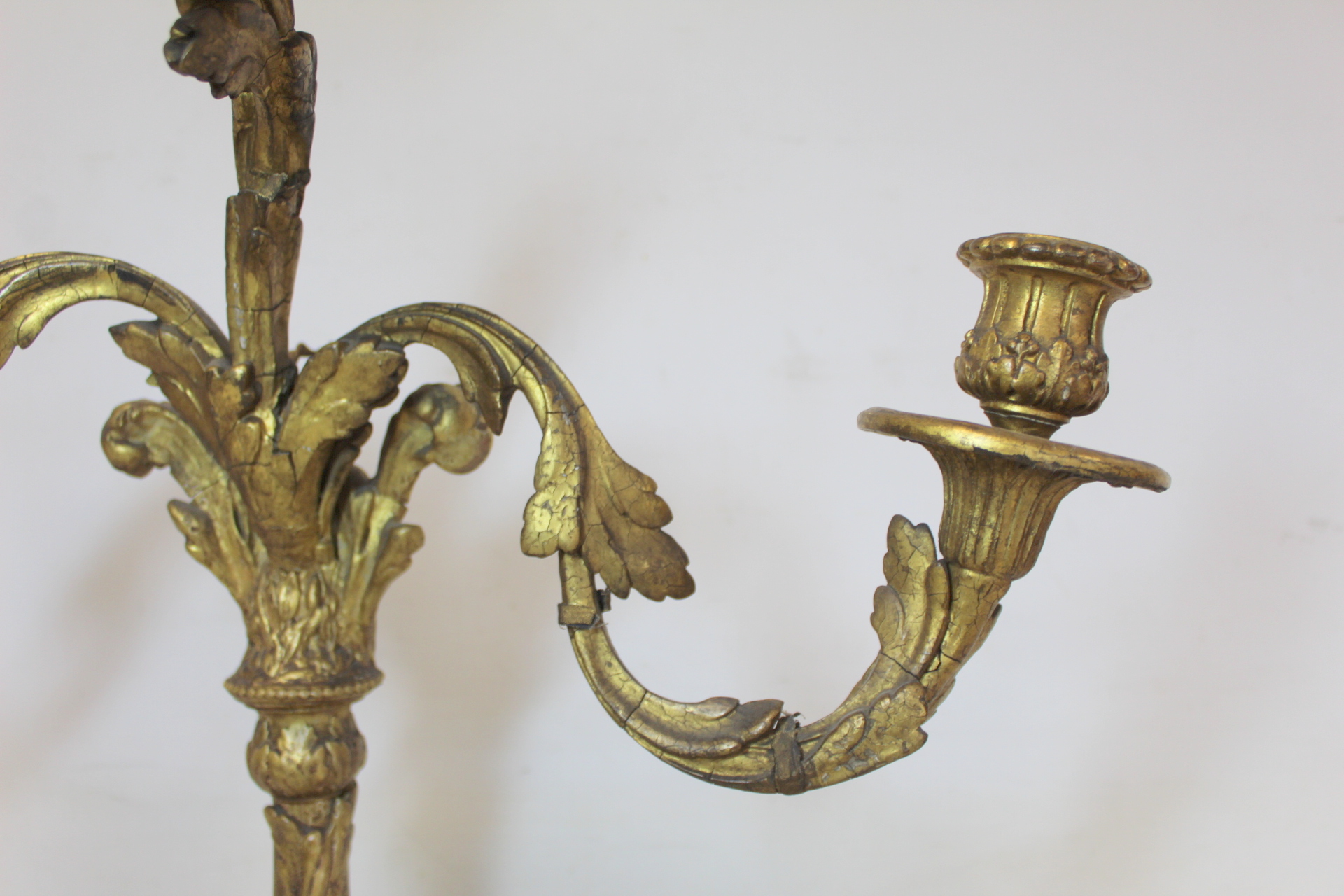 Pair of giltwood candelabra, each with three sconces on circular drip trays and scrolling foliate - Image 19 of 26