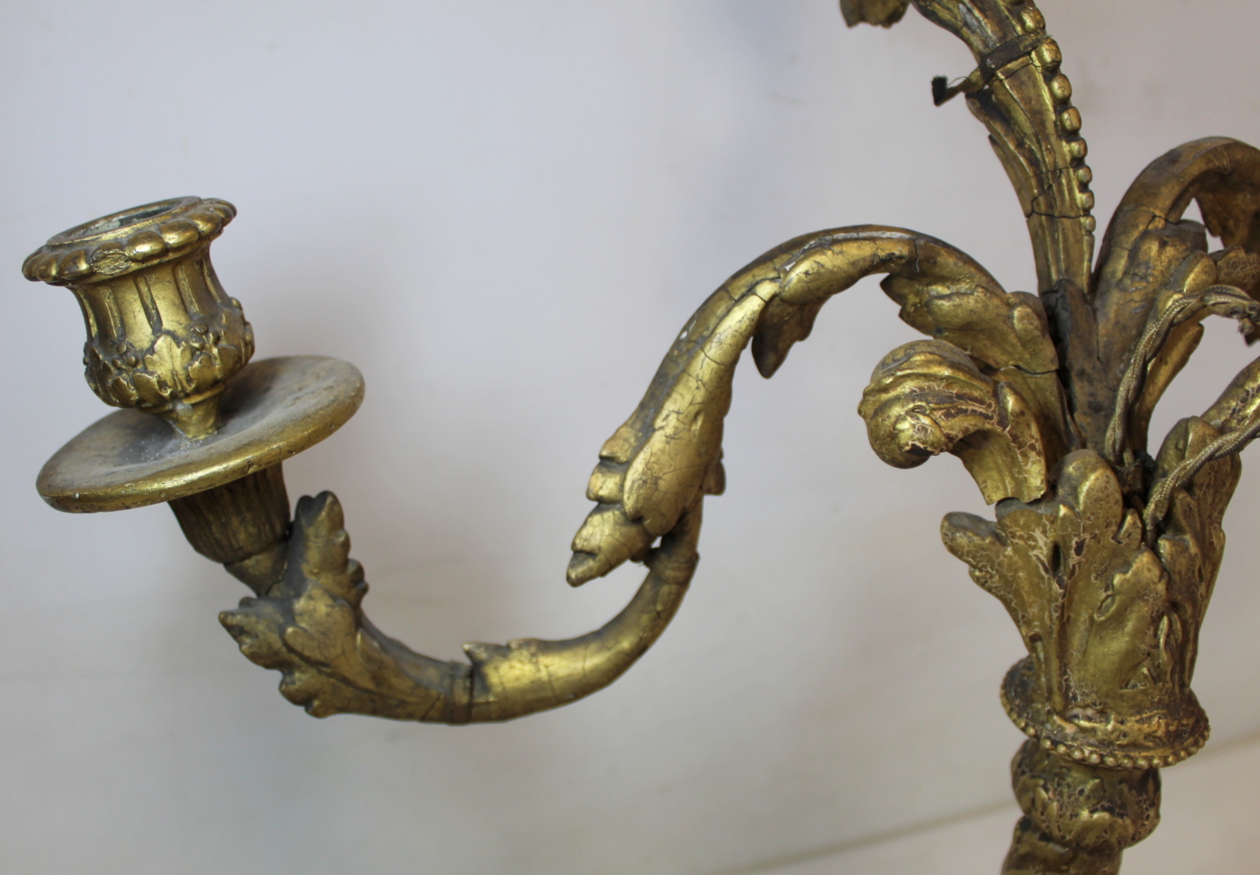 Pair of giltwood candelabra, each with three sconces on circular drip trays and scrolling foliate - Image 25 of 26