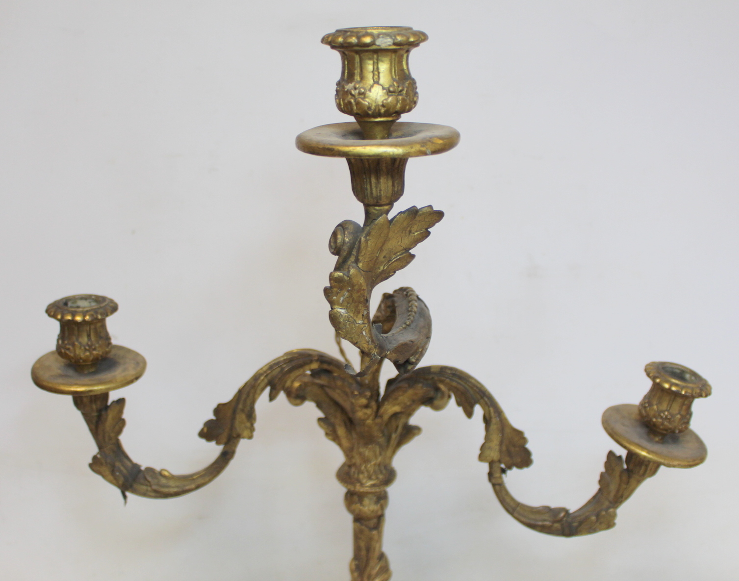 Pair of giltwood candelabra, each with three sconces on circular drip trays and scrolling foliate - Image 16 of 26