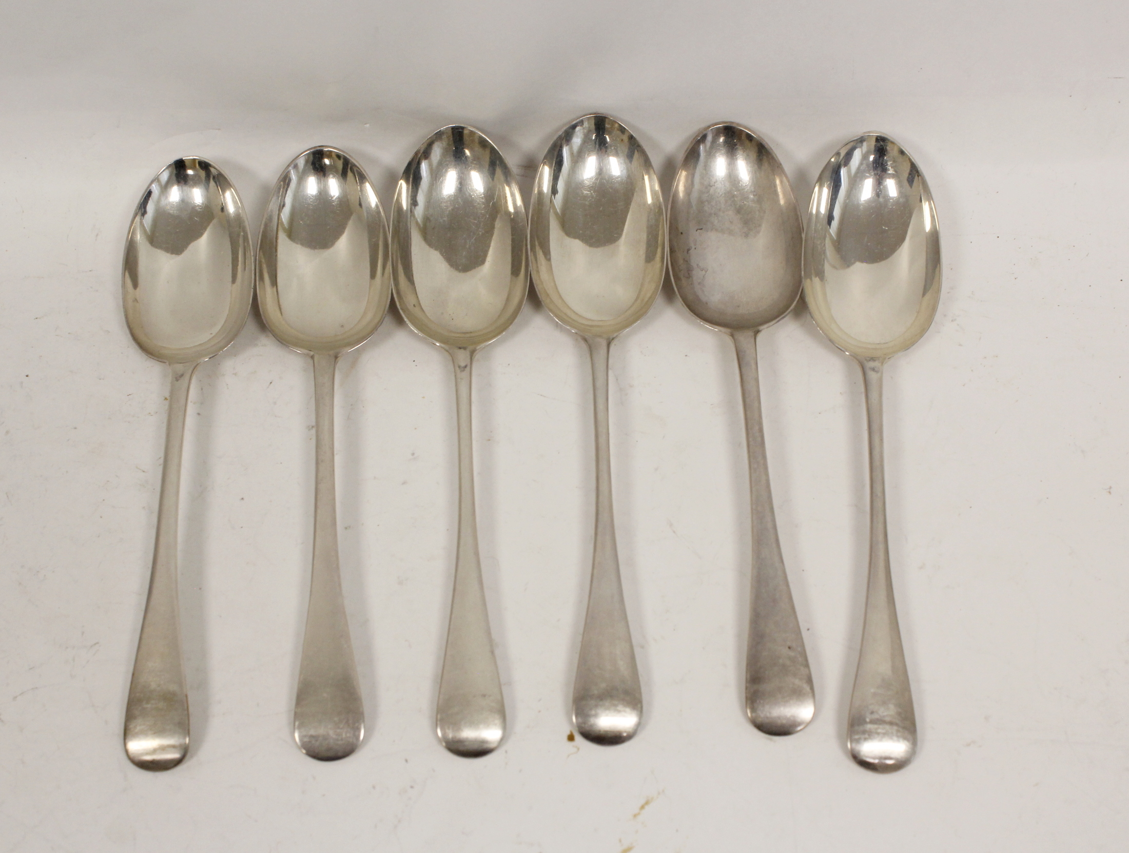 Silver table service of plain 'Old English' pattern comprising six each of table and dessert - Image 4 of 6
