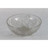 French Lalique Gui mistletoe berry pattern art glass bowl, "R Lalique" to base, 24cm wide