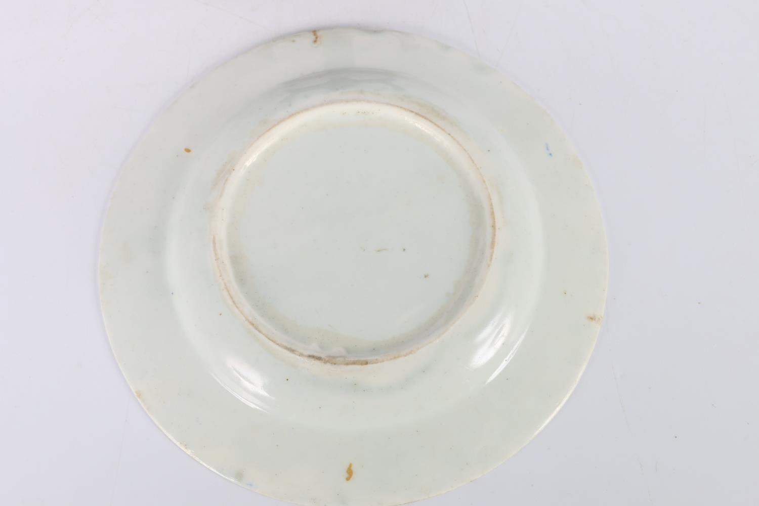Mid 18th century Bow blue and white plate with central Chinese pavilion pattern within a lotus - Image 2 of 2