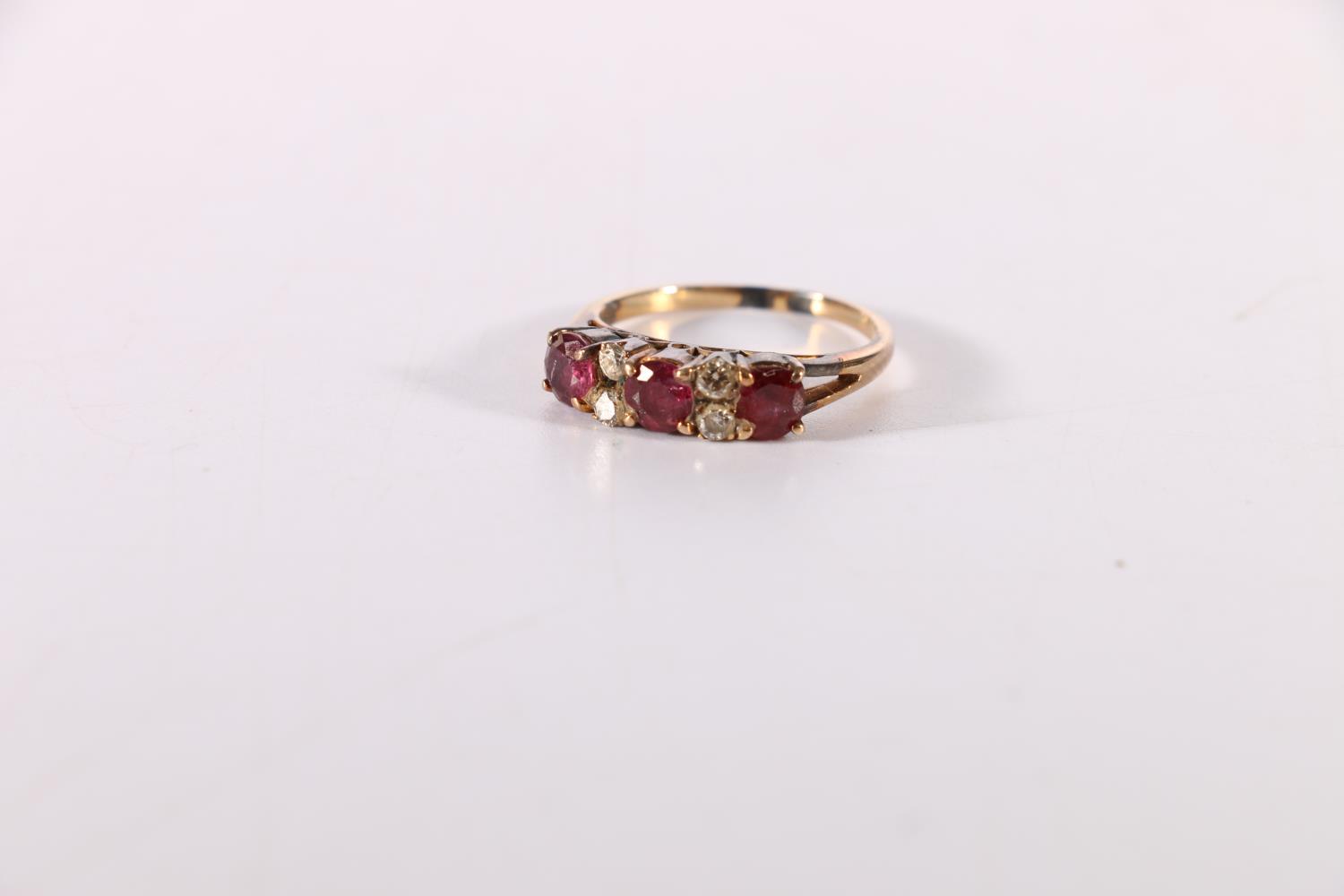 18ct gold ruby and diamond ring, ring size M, 2.6g