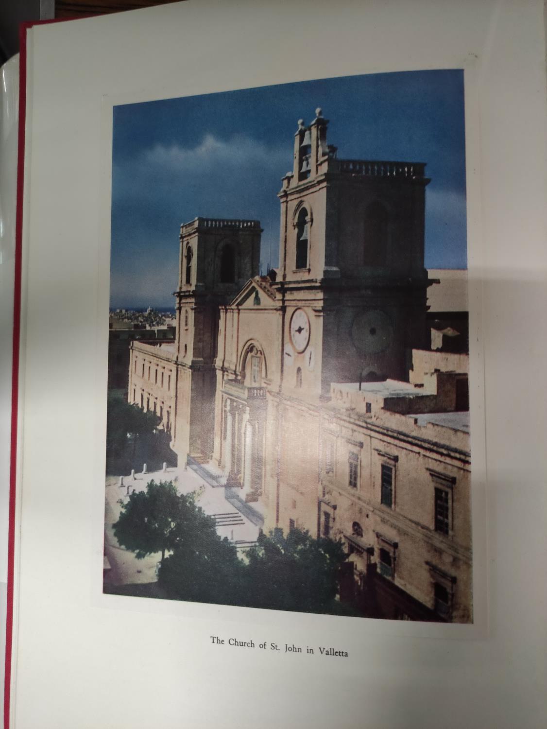 SCICLUNA SIR H. P.  The Church of St. John in Valletta. Signed ltd. ed. 113/2000. Col. plates. - Image 10 of 12