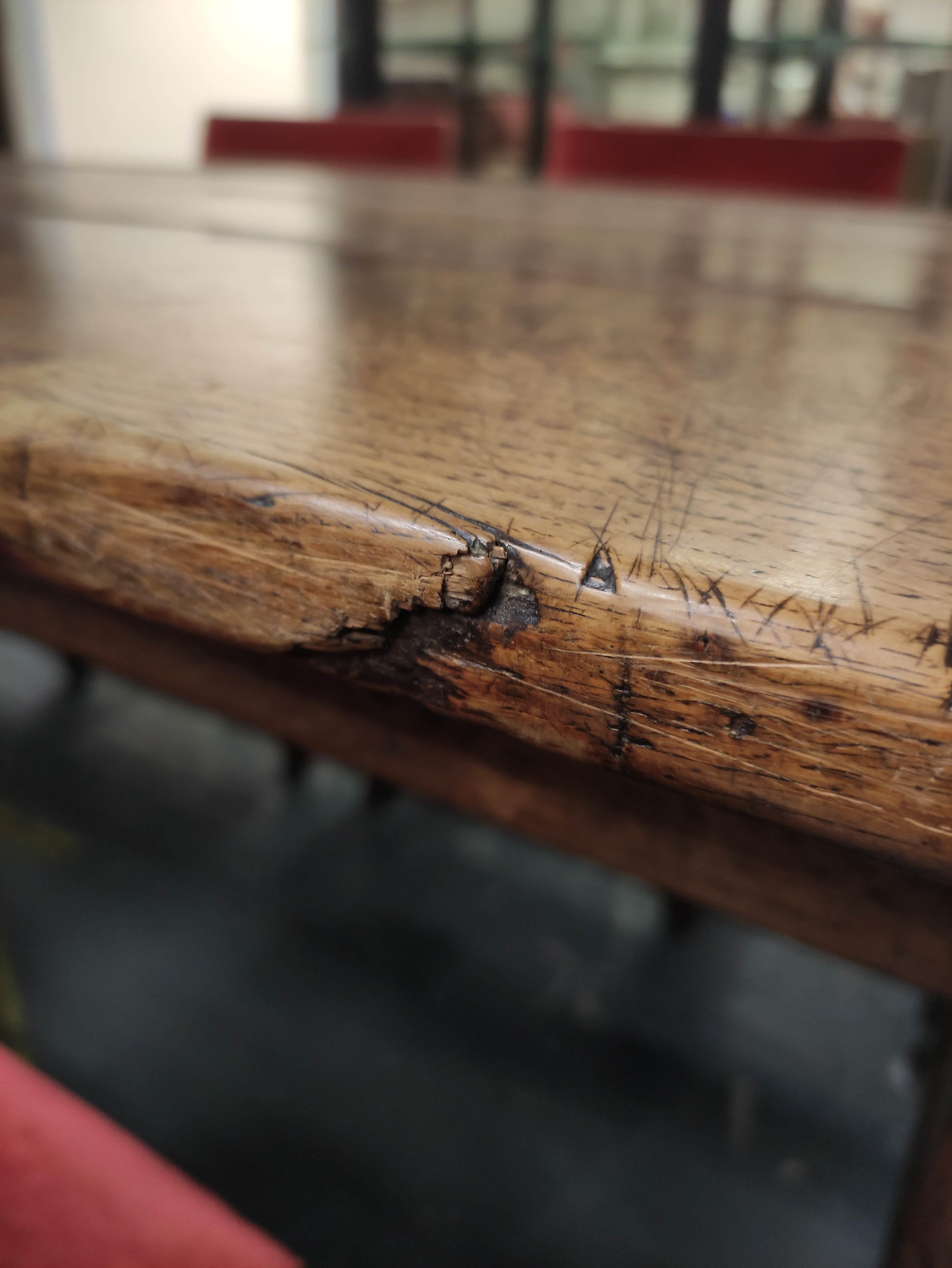 Antique oak and elm refractory dining table with cleated plank top on turned and block supports - Image 10 of 15