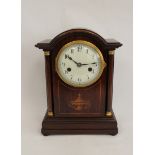 Edwardian period mantle clock in inlaid rosewood case with break arch. 32cm.