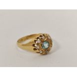 Aquamarine paste and pearl ring in 18ct gold, 3.8g.