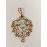 Edwardian gold pendant with pearls and aquamarine '9ct', 3.5g gross.