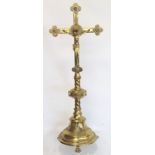 Victorian ecclesiastical Gothic Revival brass altar cross in the manner of Pugin with central figure
