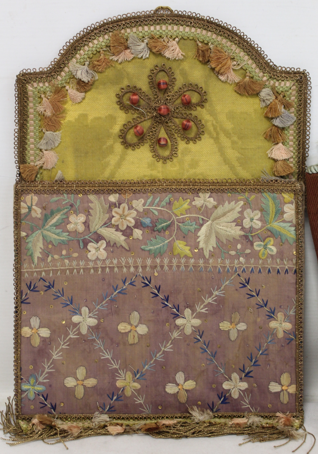 Georgian silk and damask wall pocket of rectangular form with arched top, floral and foliate - Image 2 of 4