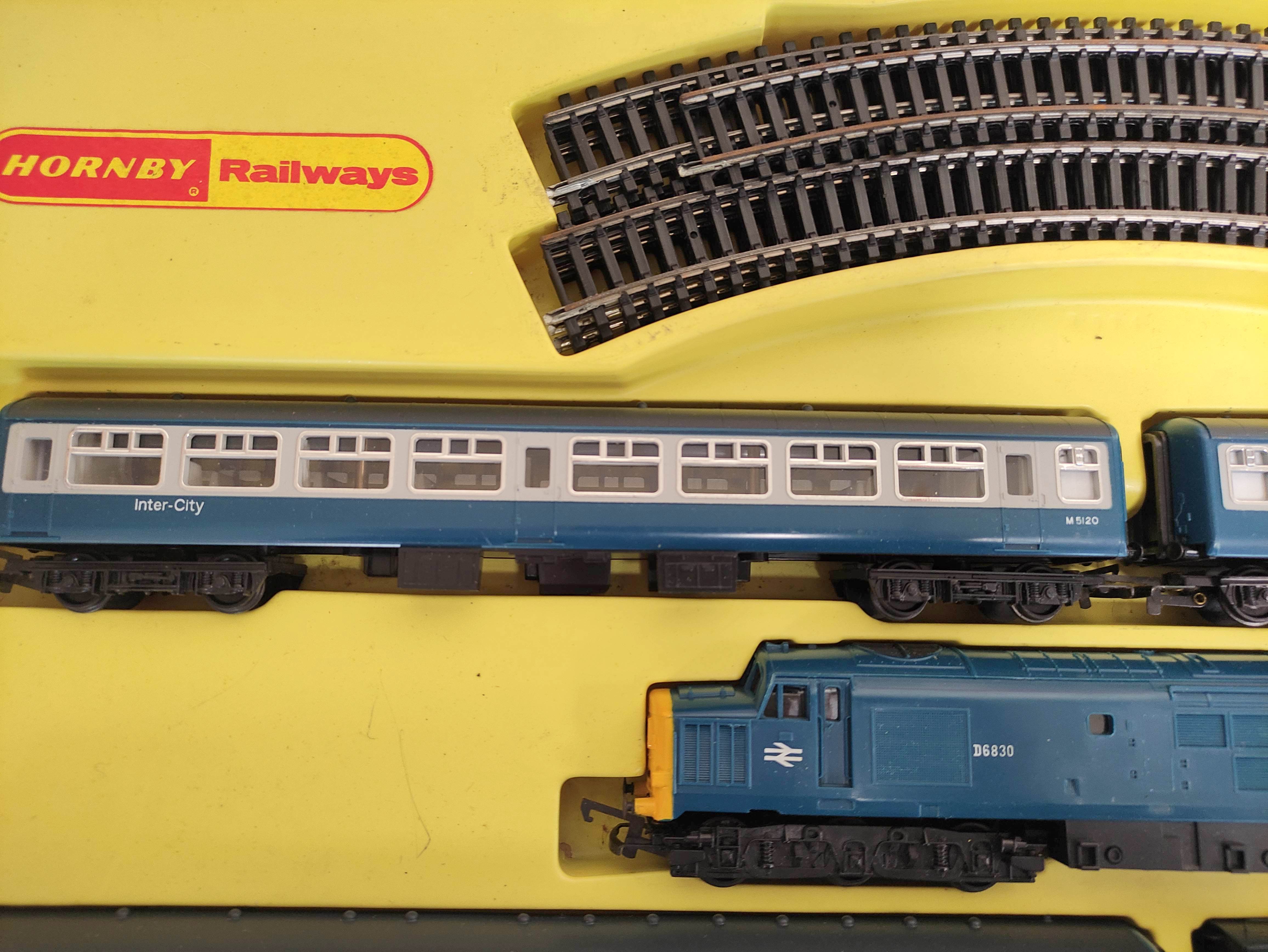 Vintage Hornby R504 00 gauge Inter City Express Set complete with box and papers. Box is defective - Image 7 of 8