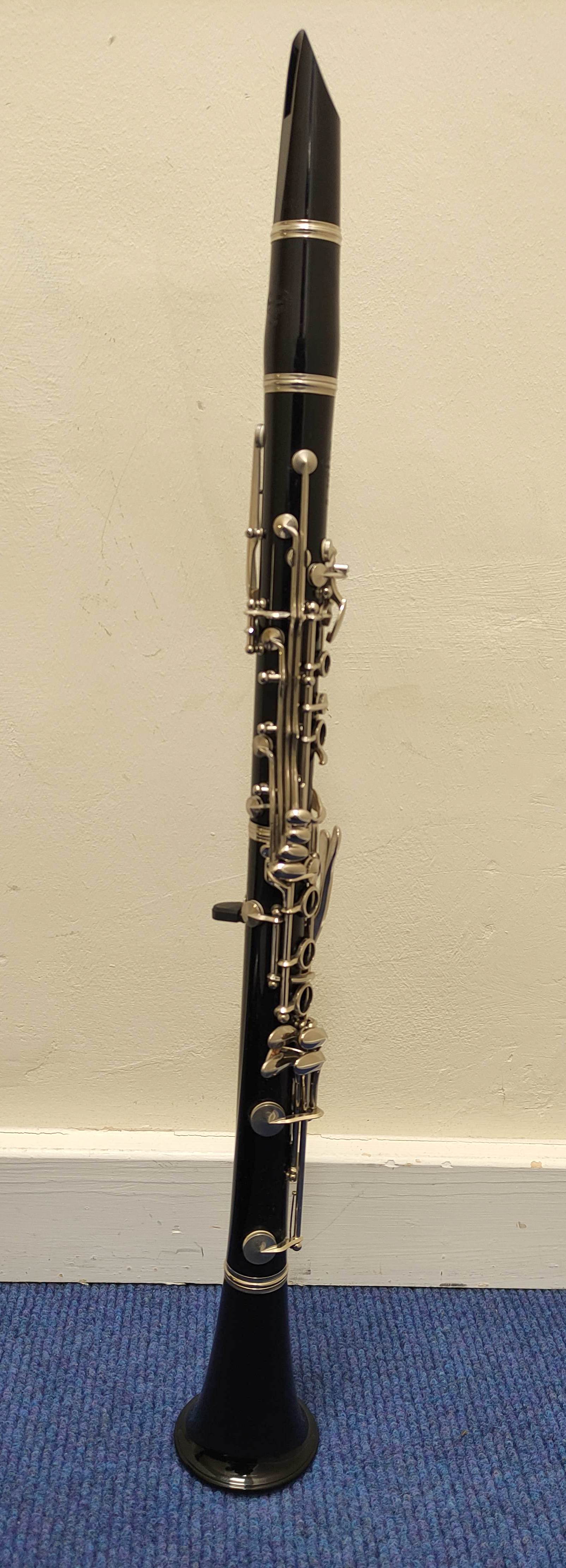 Moderna student clarinet by Buffet Crampon & Co.  Paris, plastic construction, in fitted hard case - Image 3 of 4