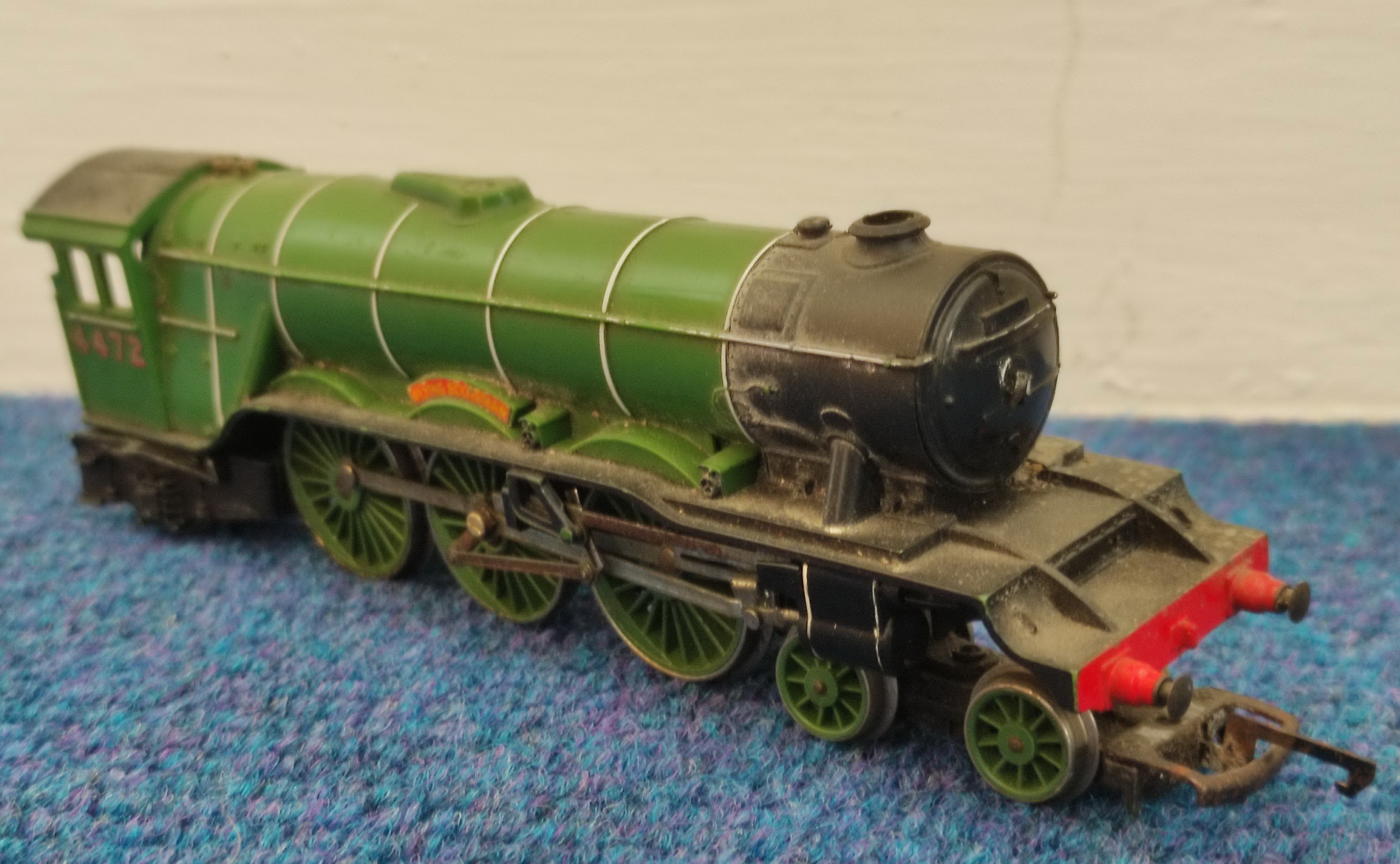 Collection of 00 gauge engines and carriages comprising of  Hornby, Tri-ang & Lima to include a - Image 2 of 7