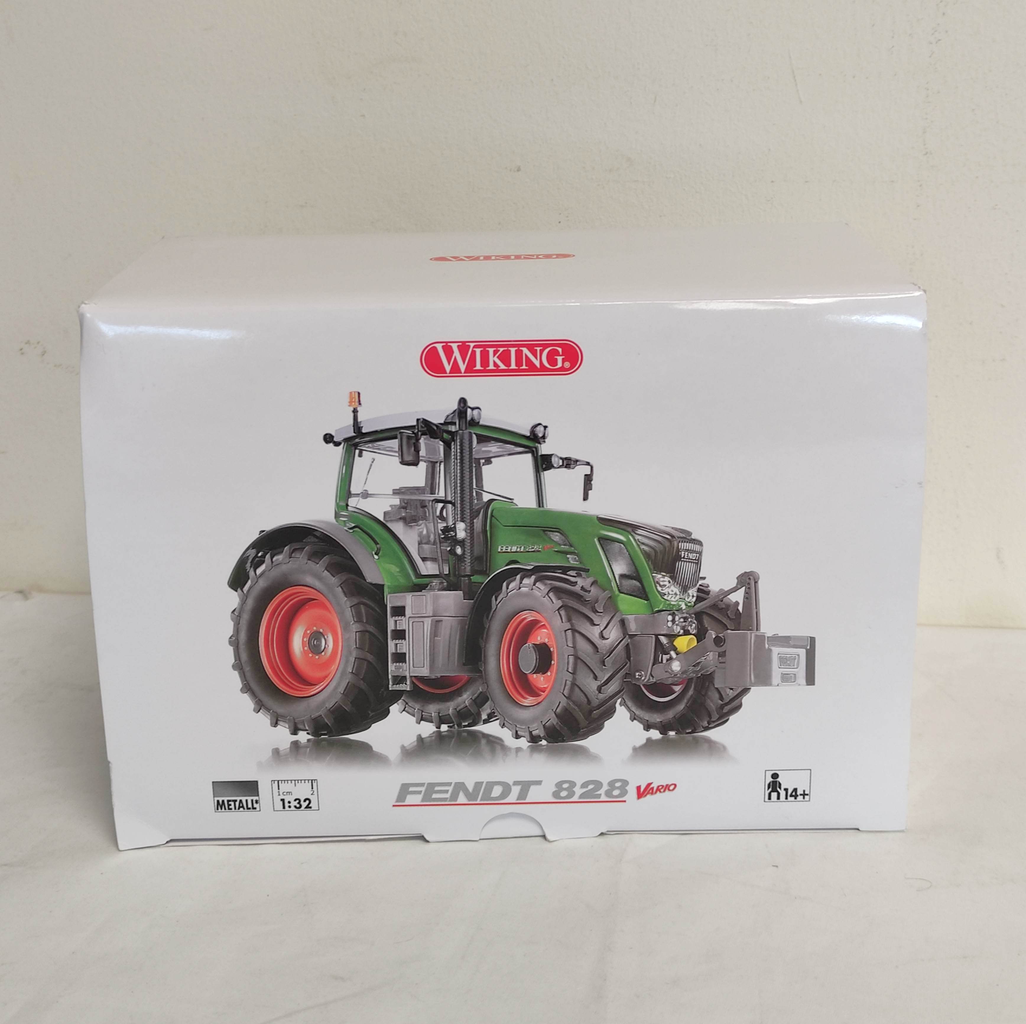 Quantity of vintage boxed collectors models to include a 1:32 scale Wiking Fendt 828 model - Image 6 of 10