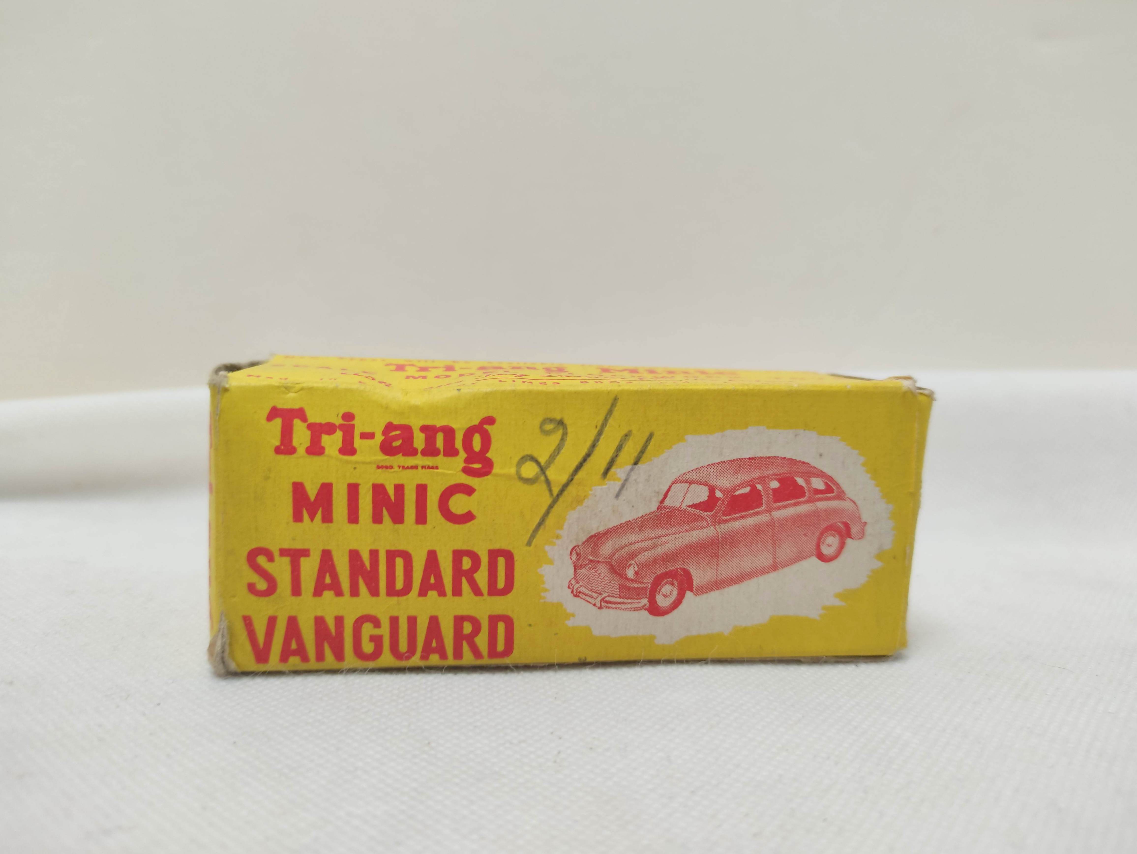 Tri-ang Minic Standard Vanguard clockwork car with blue plastic body. Complete with original box and - Image 2 of 7