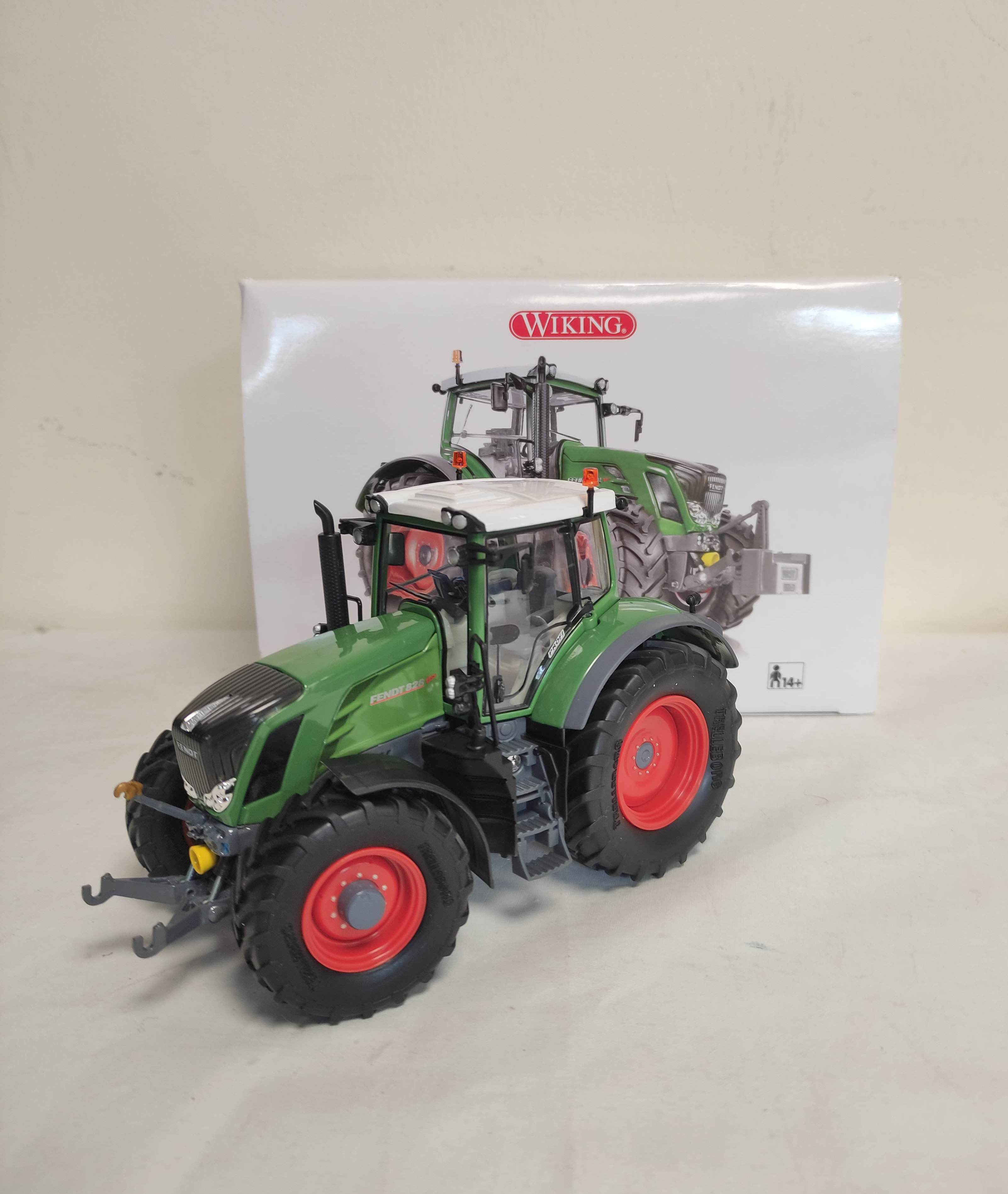 Quantity of vintage boxed collectors models to include a 1:32 scale Wiking Fendt 828 model - Image 2 of 10