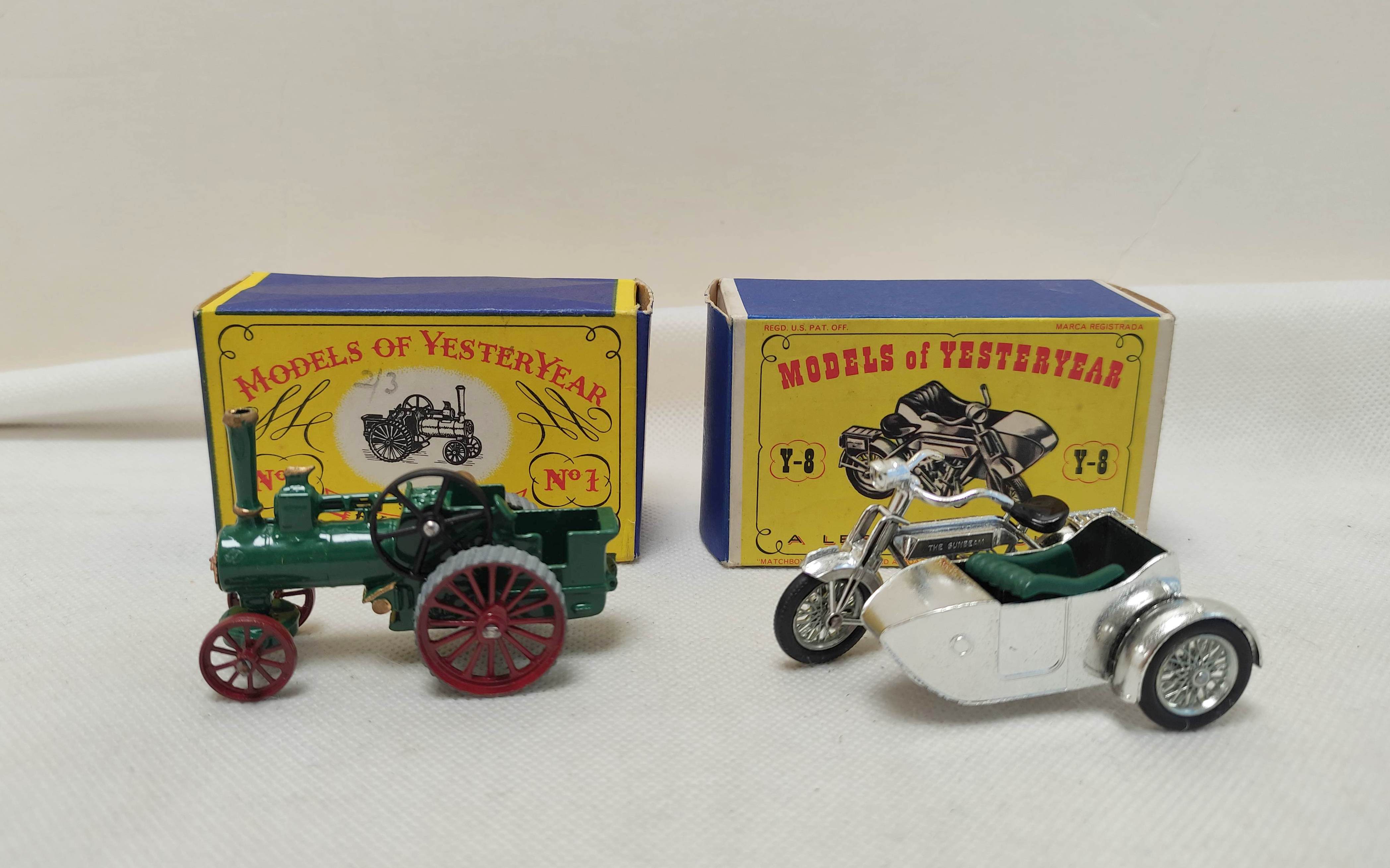 Vintage die cast toy lot to include a tractor with Dinky trailer & two boxed Lesney Models of - Image 5 of 5