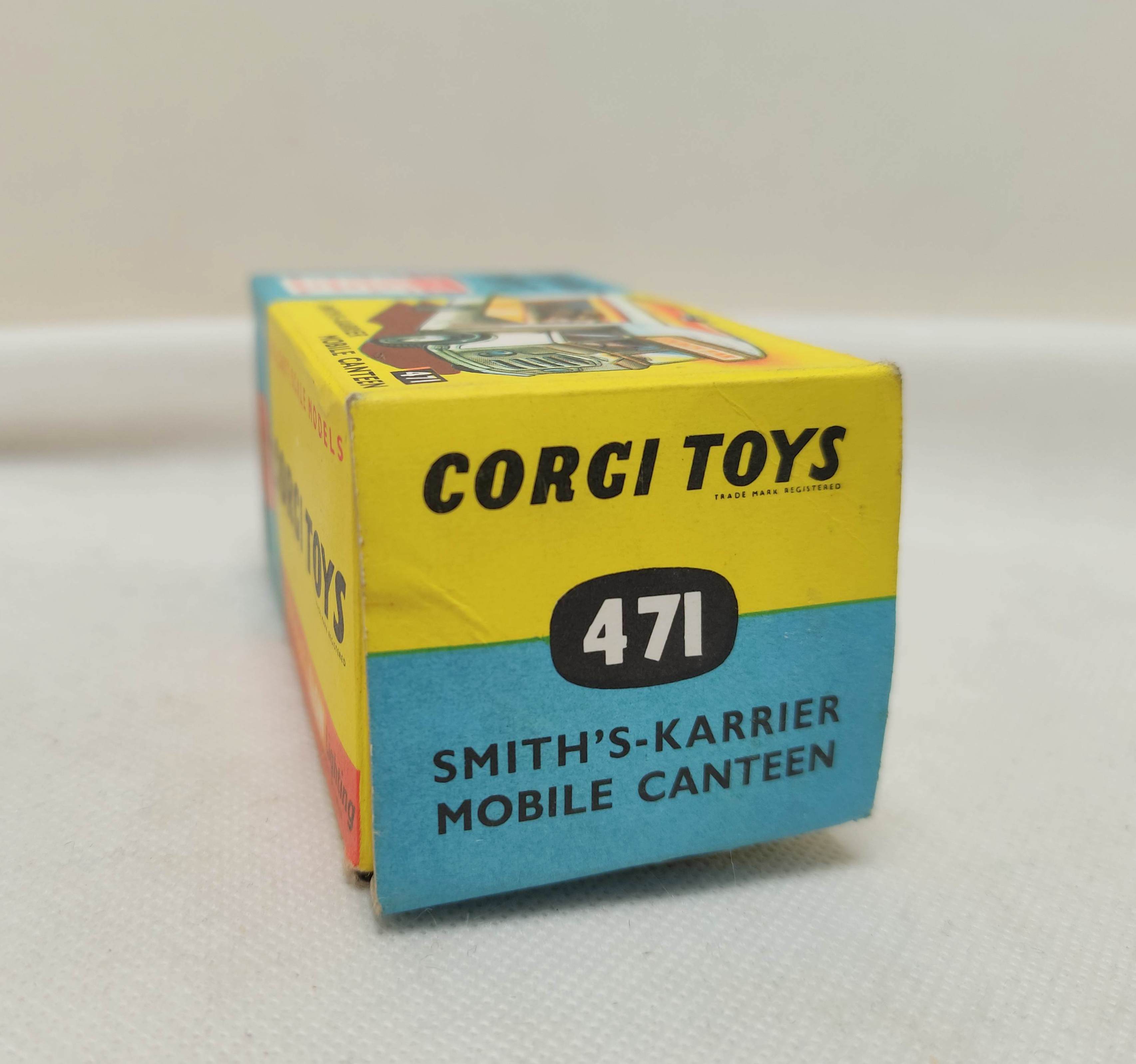 Corgi Toys model 471 Smith's-Karrier mobile canteen "Joe's Diner" blue painted die cast vehicle with - Image 3 of 8