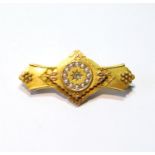 15ct gold brooch with pearls and diamond, 5.2g gross.