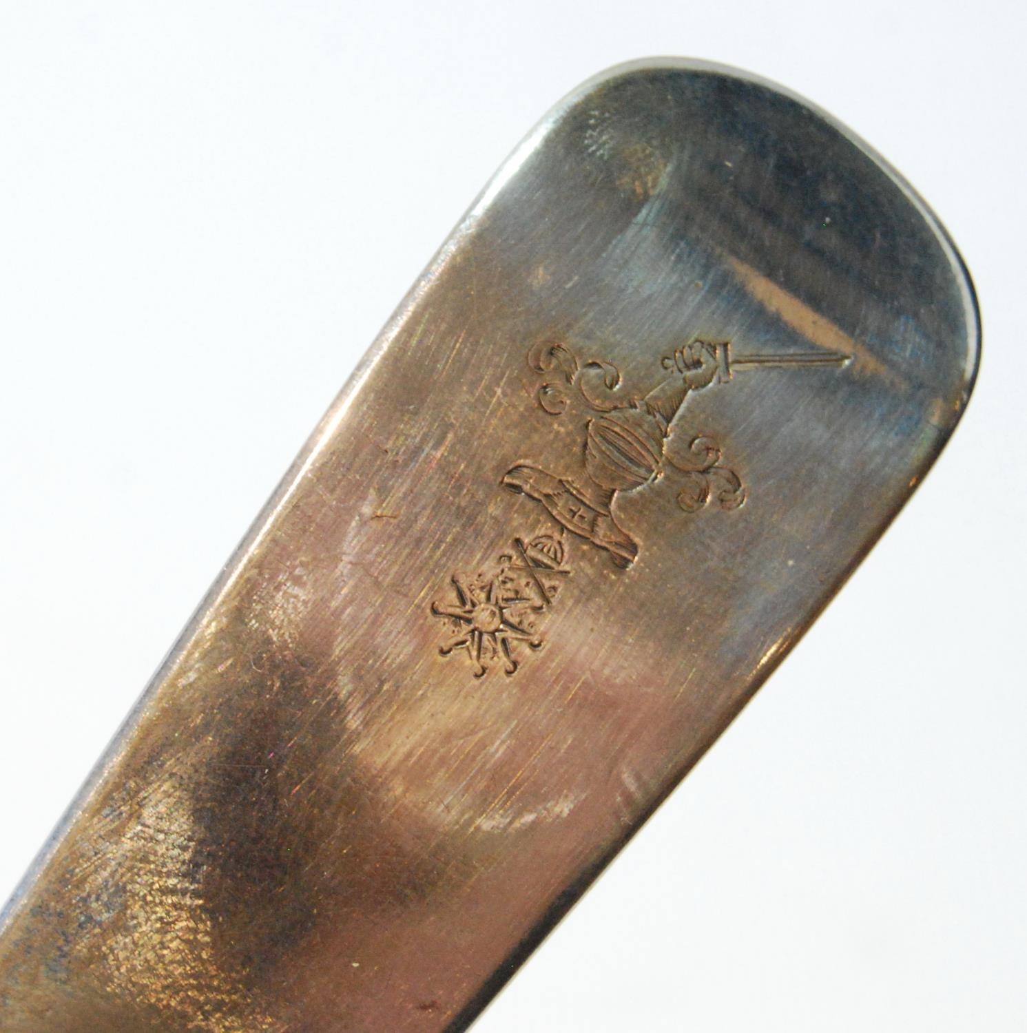 Greenock: silver serving spoon of fiddle pattern, crested, by J Summers, c. 1840, 92g or 9oz. - Image 2 of 4