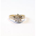 Diamond cluster ring with brilliants, in gold, '18ct', size O, 4.7g.