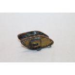 Copper and brass "Trench Art" table snuff box modelled a WWI tank, 9cm long.