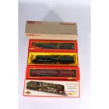 Triang Hornby OO gauge model railways locomotives including: R759 4-6-0 Albert Hall tender