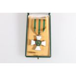 Luxembourg, Order of the Oak Crown Knight silver gilt and enamel badge in green hinge top case, (ref