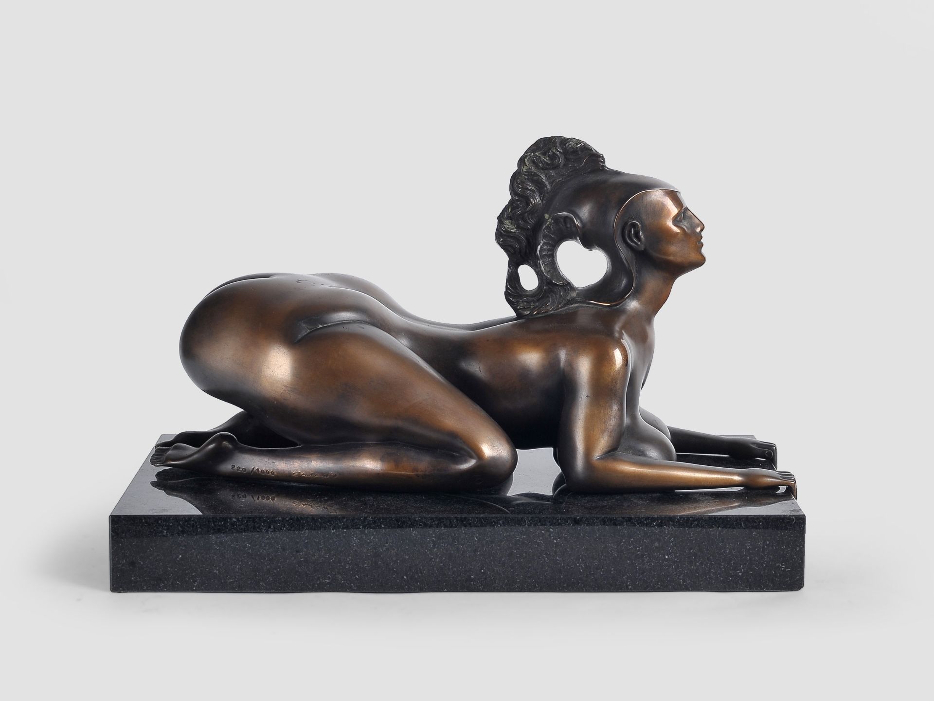 Ernst Fuchs, Wien 1930 - 2015 Wien, Sphinx, Bronze - Bild 4 aus 8