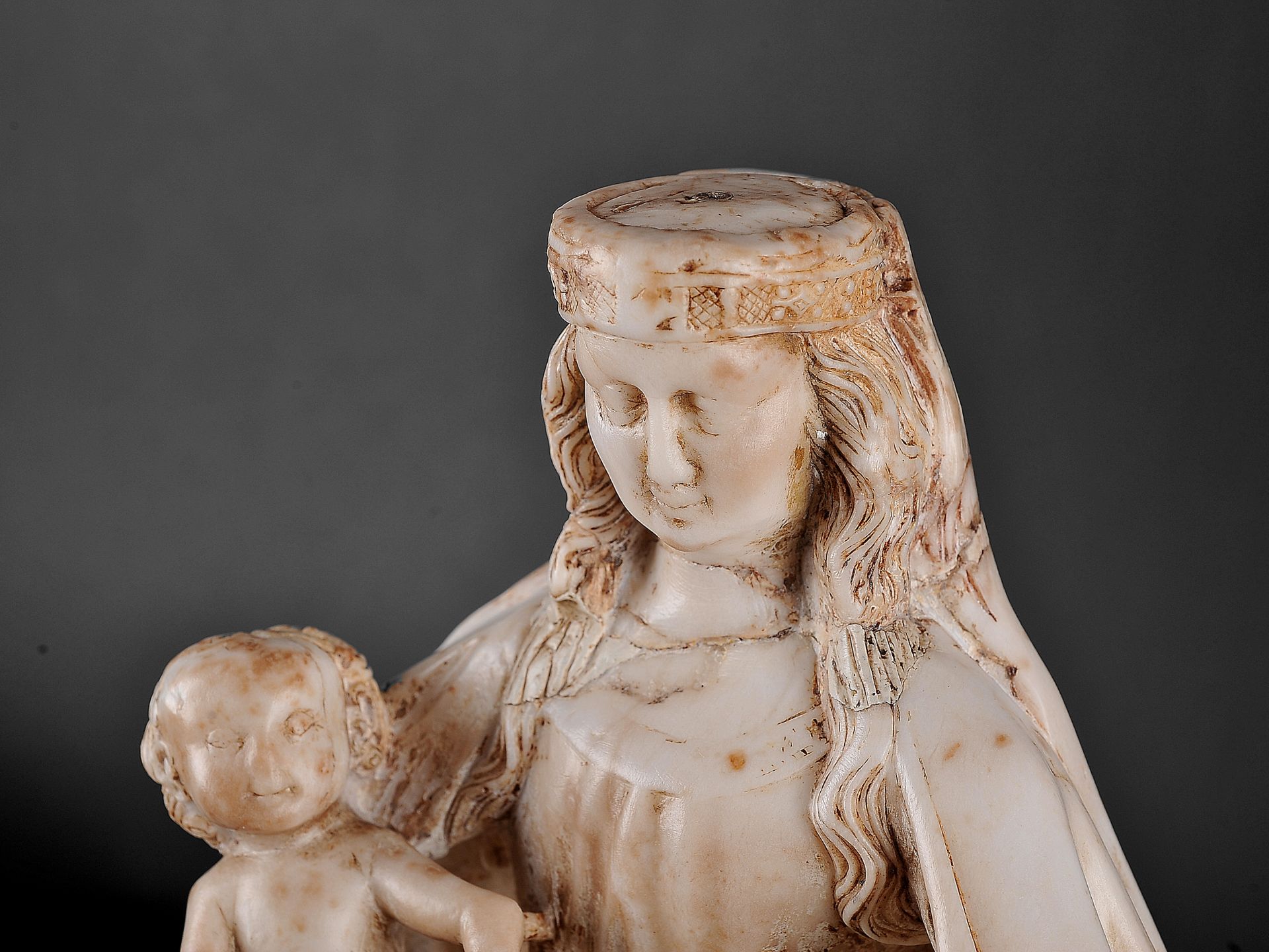 Gil de Siloe, Antwerpen 1440 – 1501 Burgos (und Werkstatt), Sitzende Madonna, um 1485/90 - Bild 14 aus 25