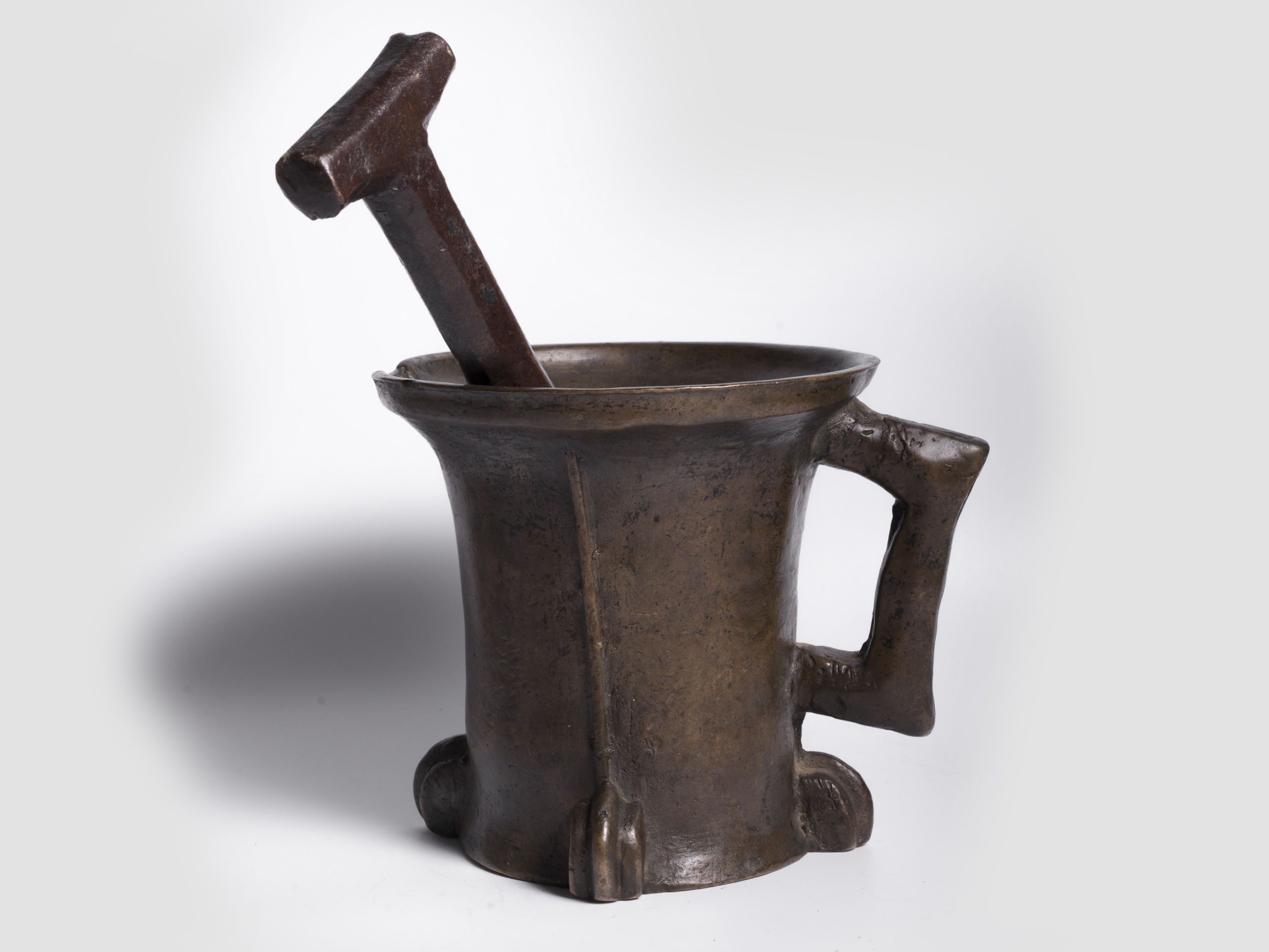 Gothic Mortar, German, around 1500/20, Bronze in bell casting - Image 4 of 5