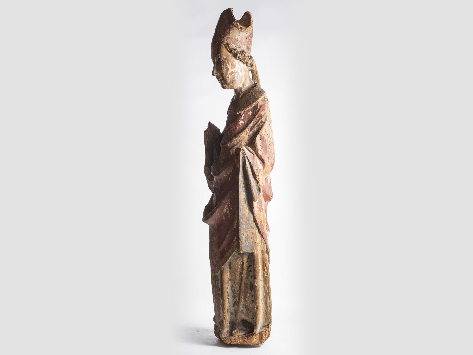 Hl. Bishop in Soft Style, Tyrol around 1400, Carved lime wood - Image 5 of 7