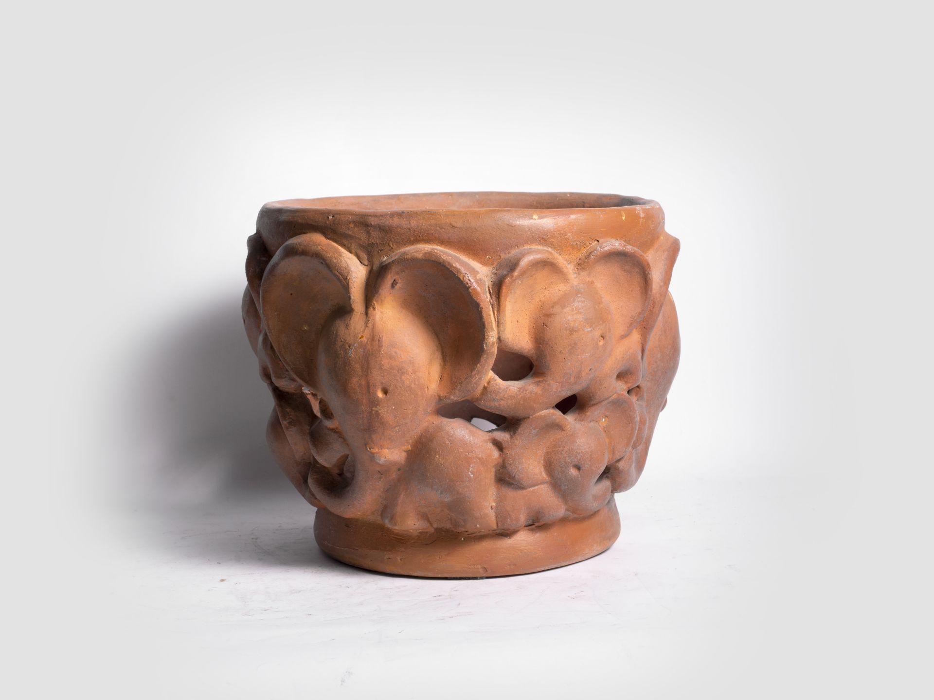 Walter Bosse, Vienna 1904 - 1979 Iserlohn, Large elephant flower pot - Image 2 of 3