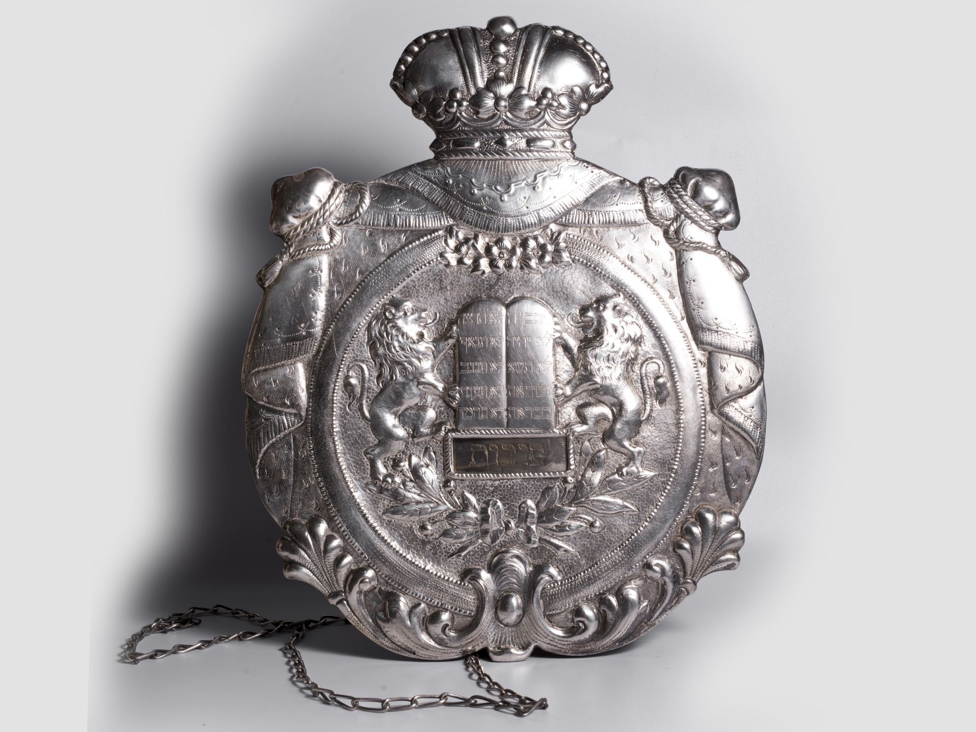 Torah shield, 19th century, Silver, chased & engraved in relief