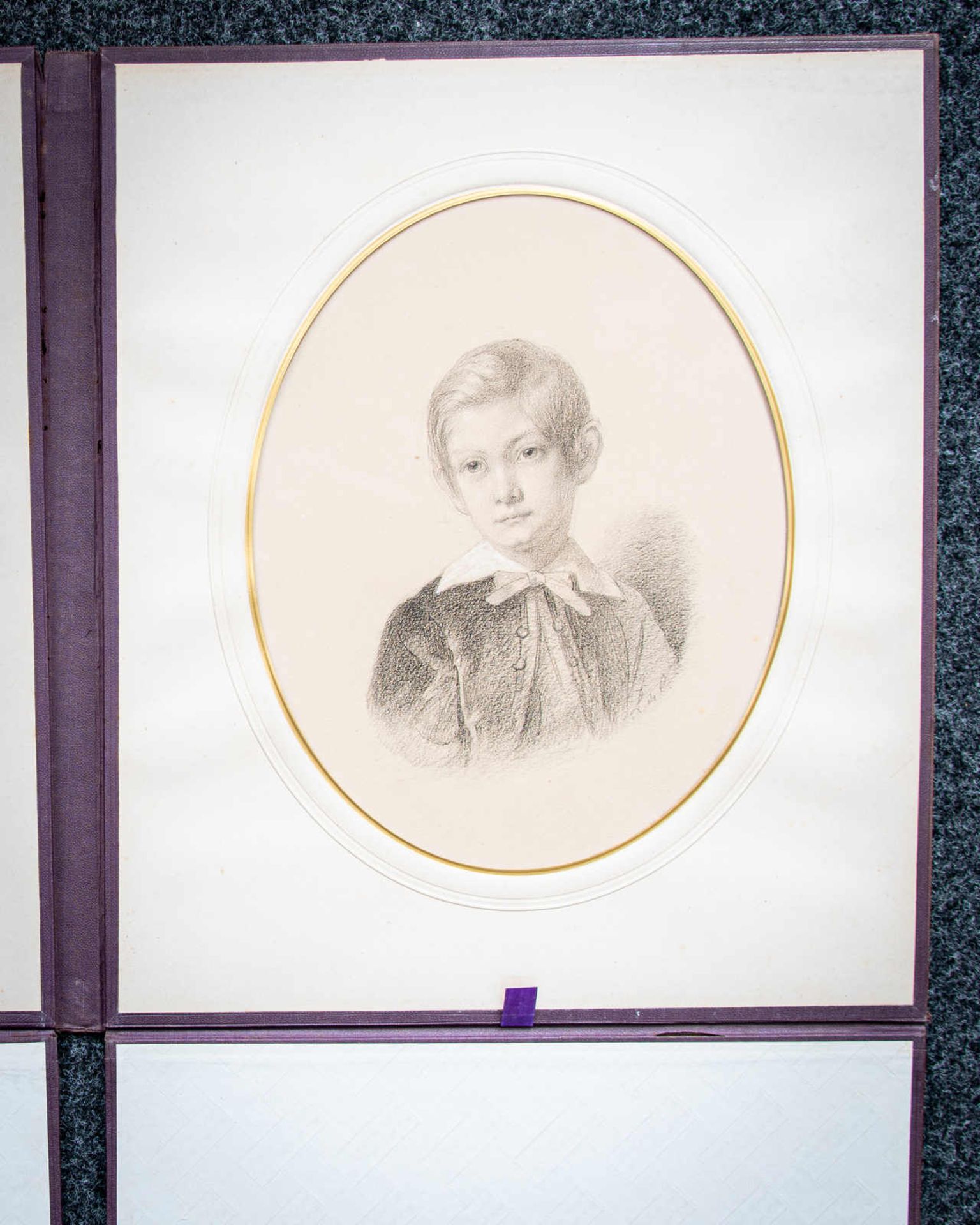 2 Brustporträts, wohl Mutter & Sohn. Zoe Laure de Chatillon (1826 Chambray - 1908 Clarens VD). - Image 3 of 3