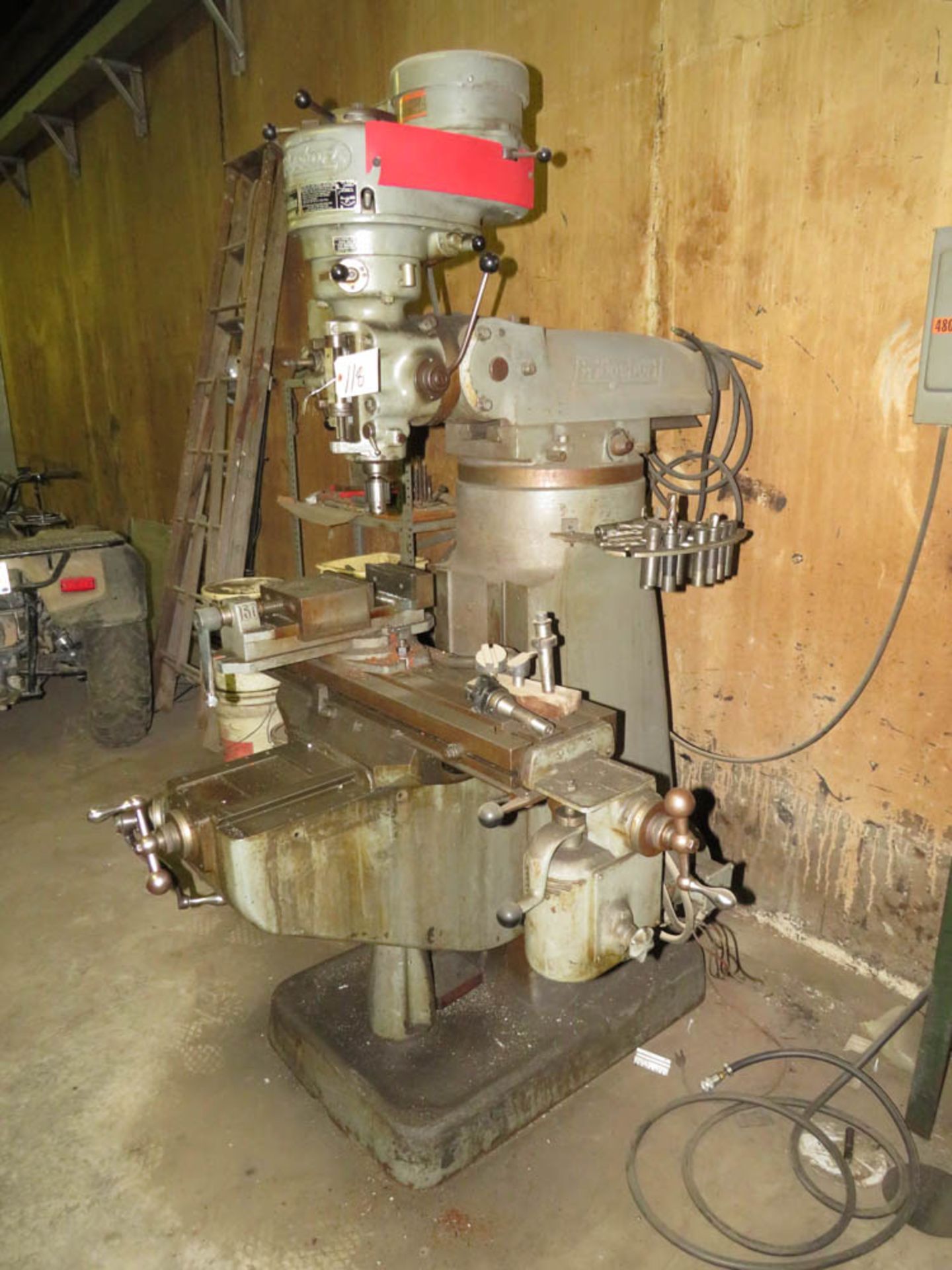 BRIDGEPORT 1HP VERTICAL MILLING MACHINE, WITH POWER FEED BOX, 9" X 42" TABLE, 6" MACHINE VISE, 80- - Image 2 of 5