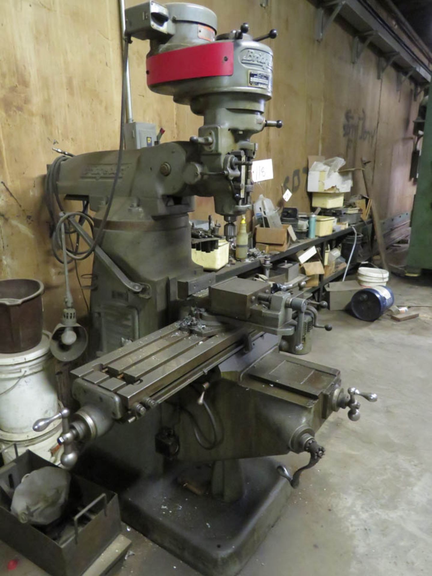 BRIDGEPORT 1HP VERTICAL MILLING MACHINE, WITH POWER FEED BOX, 9" X 42" TABLE, 6" MACHINE VISE, 80- - Image 4 of 5