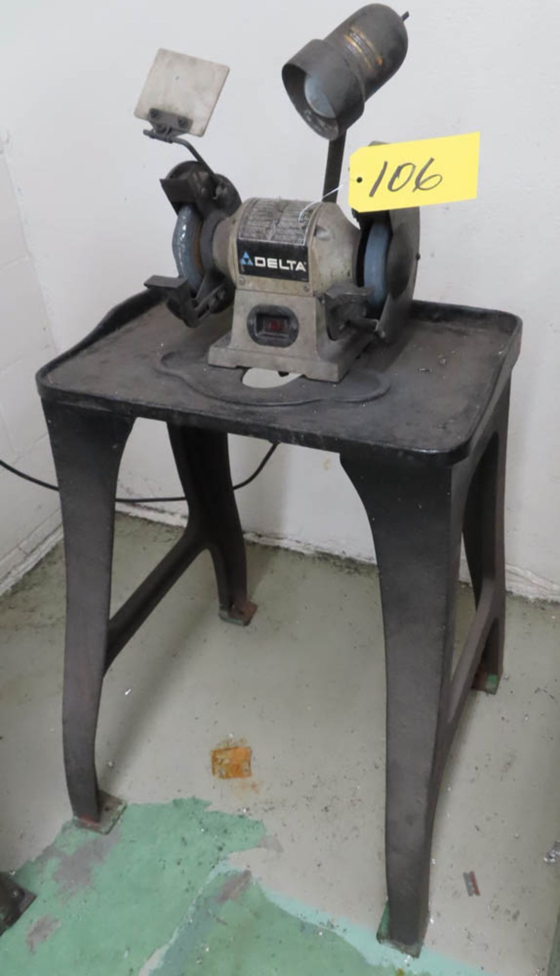 DELTA 6" DOUBLE END BENCH GRINDER, W/ STAND