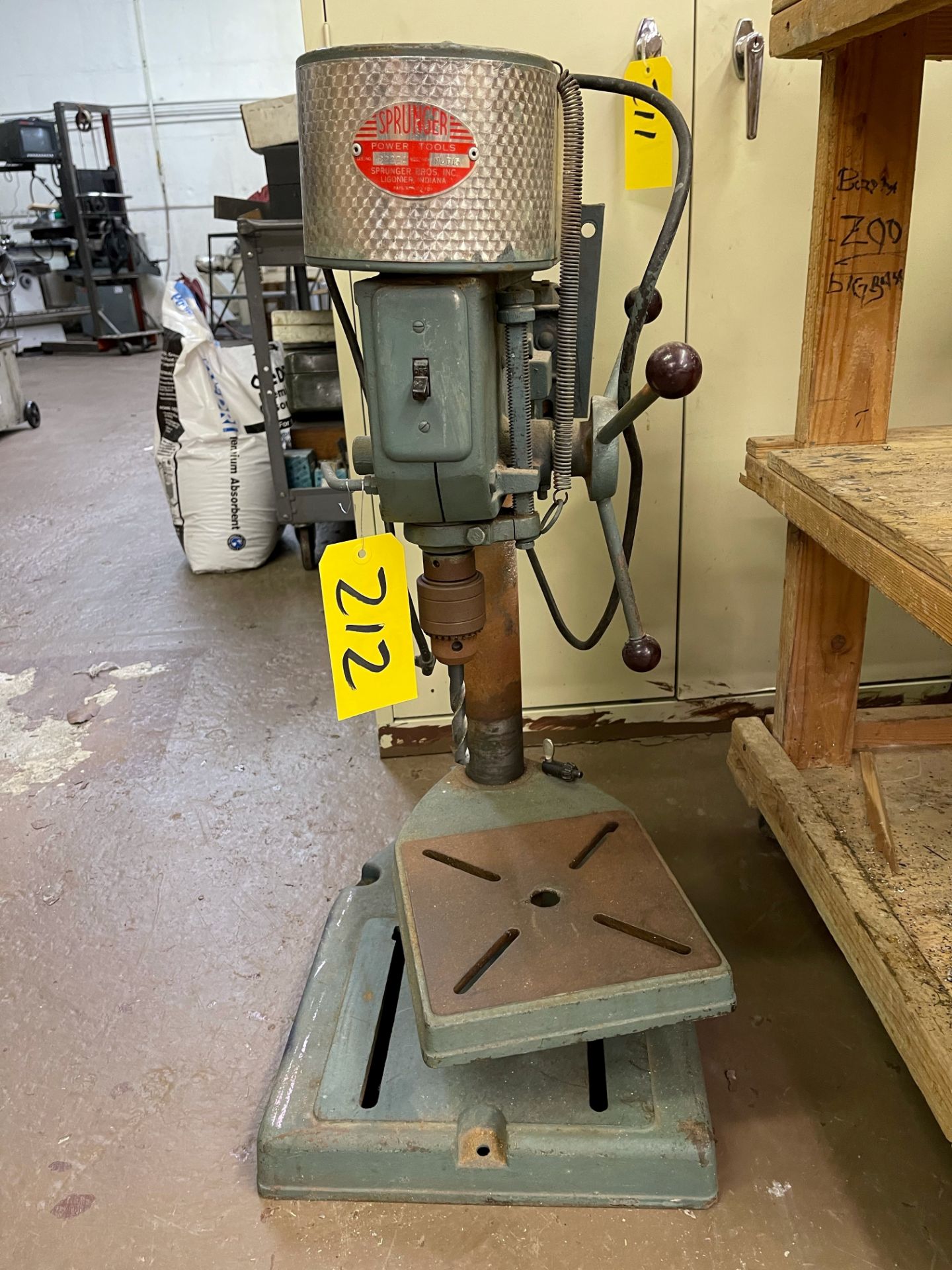 BENCH TYPE DRILL PRESS