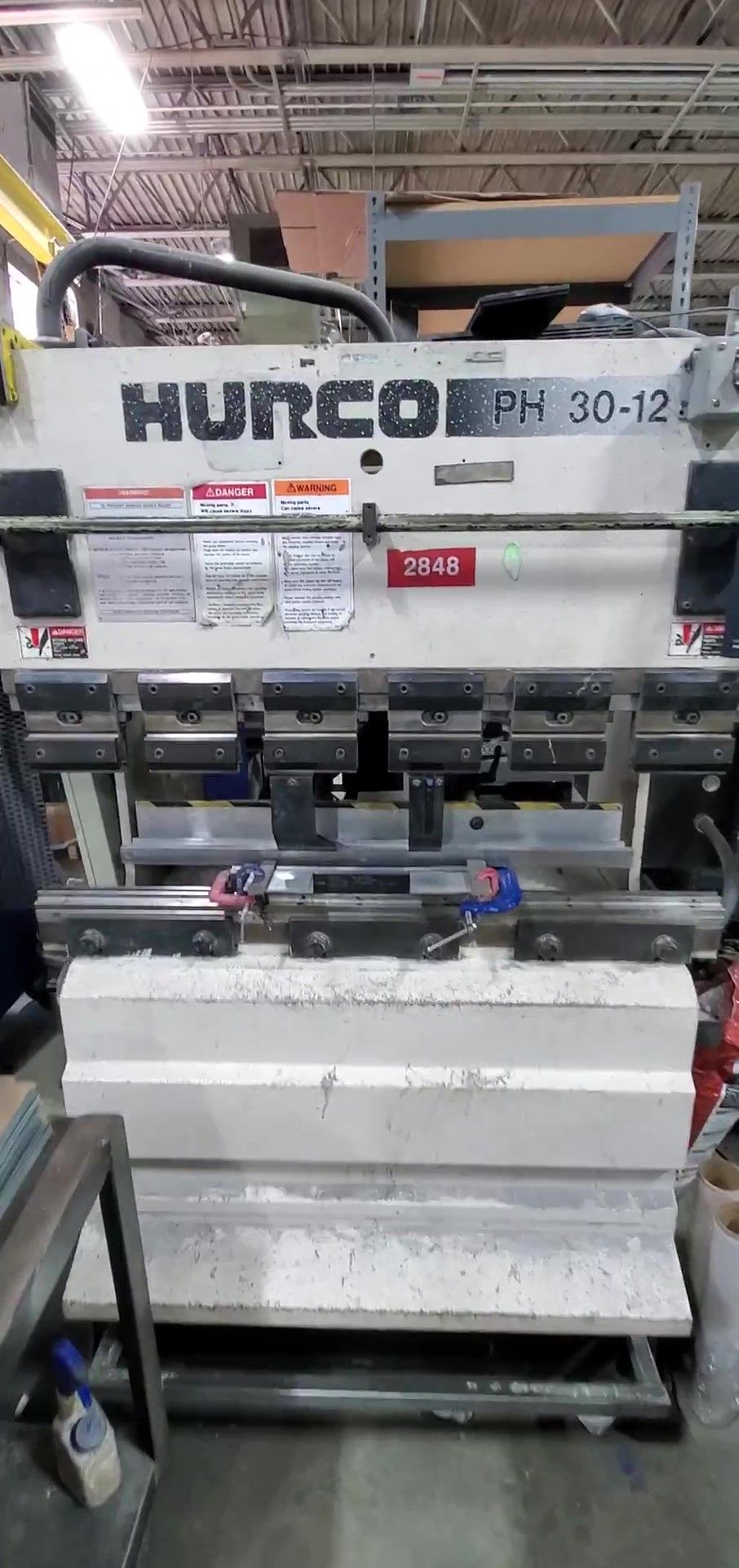 Hurco PH30‐12 Hydraulic Press Brake